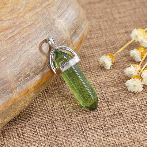 Gemstone Pendant with Necklace - Green Quartz